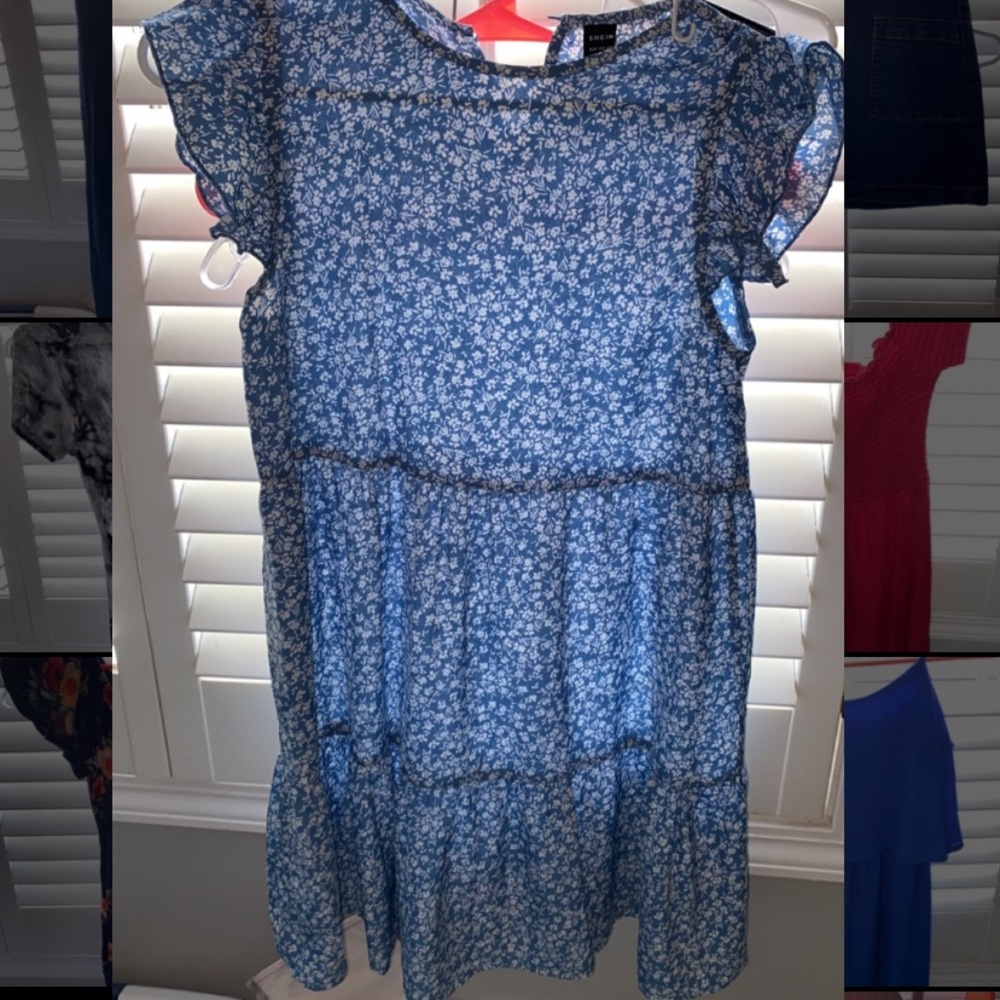 Cute flowy dress